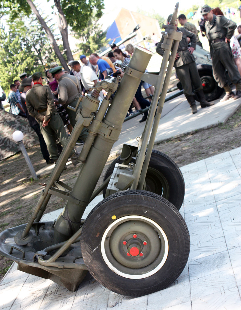 Миномет_2Б11