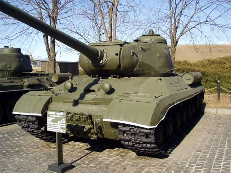 6-tank-IS-1