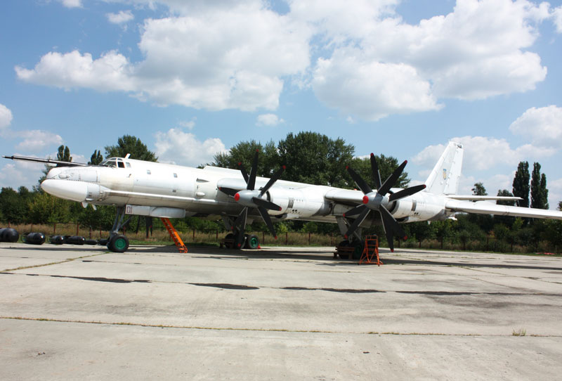 Tu-95MC