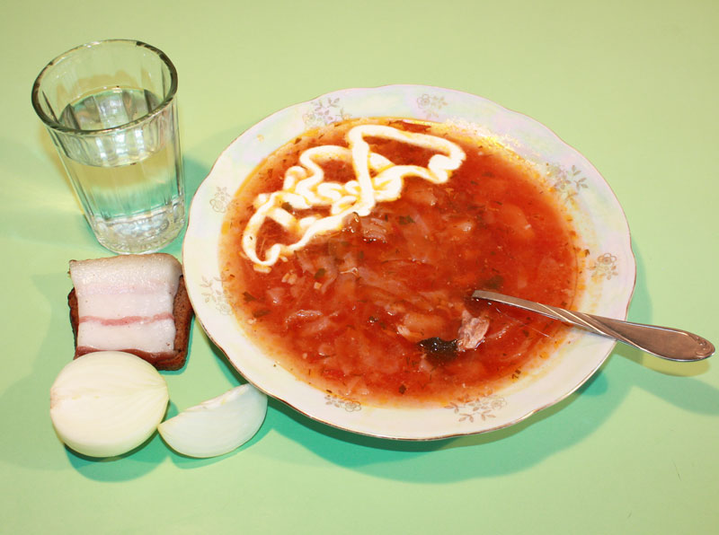 borsc-s-salom