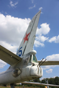 Хвост самолета Ту-16