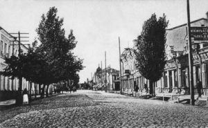 Улица-Петровская