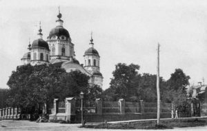 воскресенская-церковь-полтавы