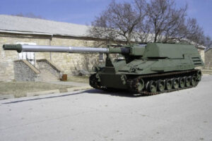 8-XM2001-Кruseyder