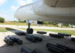 bombi-samoleta-Tu-16
