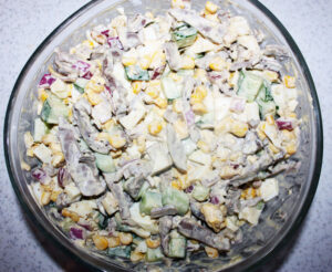prigotovlenie-salata-2